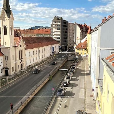 Cozy City Center Apartment Graz Buitenkant foto