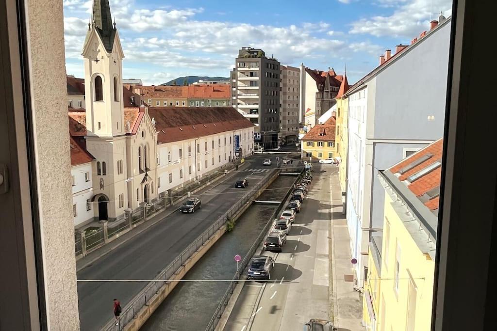 Cozy City Center Apartment Graz Buitenkant foto